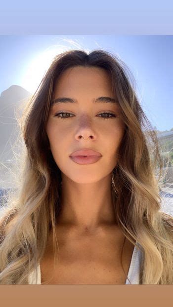 Shakina venter naked comm onlyfans Telegram channel preview