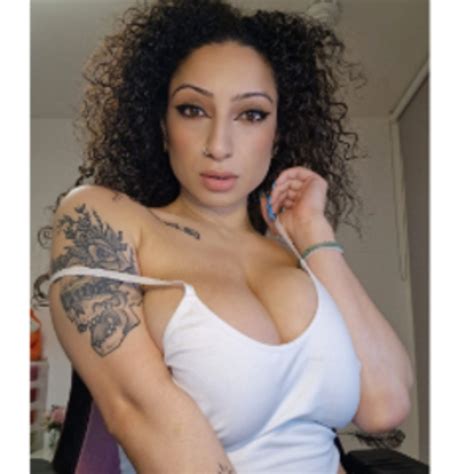 Sophia vee onlyfans flashes nude Telegram channel preview