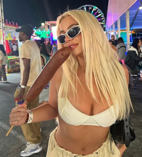 OnlyFans content preview on domain