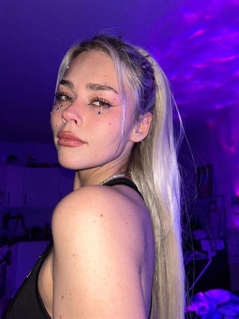 Thea bakkeli pictures nude Telegram channel preview