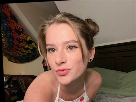 OnlyFans content preview on domain