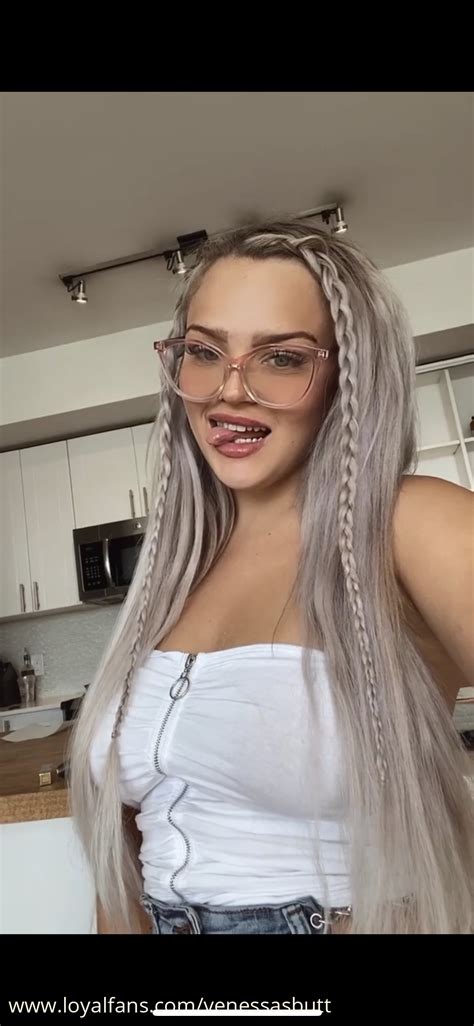 Vanessasbutt twitter leaks patreon Telegram preview