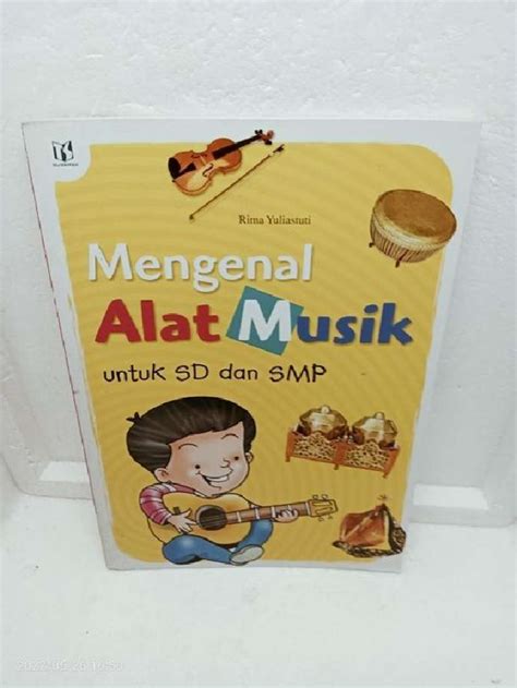 buku atau alat musik