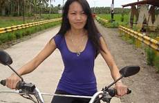 philippines motorcycle filipina irene driving imagens filipino submit vicenta abrera tacloban motorcycles friend their if her