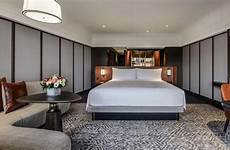 room deluxe fairmont singapore hotel star king gold luxurious