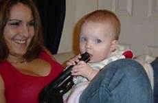 mom fails parenting mother funny fail bad year wtf baby gun make pistol will cringe moms mum pic mommy anything