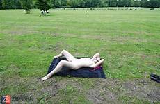 park public nackt naked im stadtpark sabine zbporn paramour zb tv