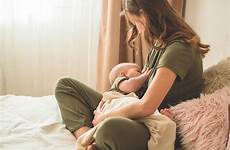 breastfeeding baby breastfeed benefits should 30seconds moms pregnancy pregnant need know mothers reminder month national