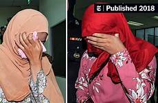 muslim malaysian caned caning lgbt transgender static01 homosexual islam convicted perempuan punishment atrocious dua kisah cambuk dihukum berhubungan