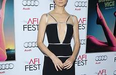 katherine waterston huffingtonpost globes golden dresses carpet red might should looking stars but