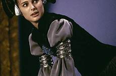 padme amidala wars star attack clones senator queen natalie portman episode packing padmé outfits naberrie character costumes skywalker outfit wallpapers