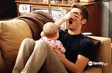 gif gifs daddy dad baby father tumblr parent babies peek boo babysitting giphy cute edit find