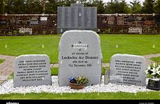 lockerbie memorial disaster scotland cemetery alamy air
