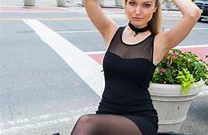 sexy nylons stockings tights pantyhose heels legs choose board gambe belle blonde outfits