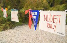 nudistes nudists naturist nudist beaches seuls fabriqués connectent croatia naturism glossary feito nudistas mão sinal único spots naturisme droits banque