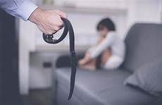 spanking punishment discipline loro cnn pediatricians pediatri