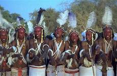 fulani gerewol ethnic wodaabe tribes africa etnias mbororo niger igbo nomadic fulas attire yoruba lundberg bororo suitors