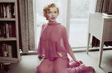 monroe marilyn pink pretty suit 1952 her everyday