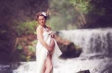 maternity water pregnancy poses baby photoshoot photography session but waterfall future inside visit mom gigiphotography