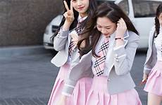 uniforms uniforme uniformes ioi officialkoreanfashion roupas ide escolares escolher álbum femininos zico fakestagram