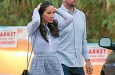 olivia munn aaron rodgers boyfriend outfits matching couple nfl date sport blue powder dinner complementary head they similar hollywood west