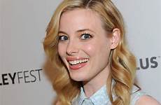 gillian jacobs britta smile