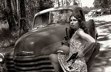 vintage women photographs interesting posing guns remind bonnie parker gun their everyday girl tumblr ages settings variety backgrounds features collection