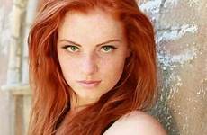 redheads stunning haired brighten haarkleuren freckles haar roodharige suburbanmen