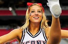 cheerleader uconn