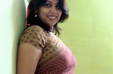 desi hot aunties saree big indian boobs nude bhabhi aunty mallu girls telugu sexy beautiful girl ass wife without babes