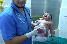 baby heaviest birth born girl mother gives ever weighing biggest india mum pounds indian old worlds but thyroid gestational ups