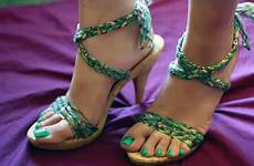 feet hot sexy foot women female heels fetish sandals wallpaper legs toes shoes bare indian long leg pakistani polish sandal