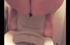 squatting over toilet thisvid rating