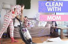 mom cleaning clean speed