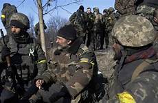 ukrainian ukraine soldiers retreat debaltseve russian town conflict raises doubt truce eastern
