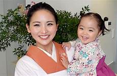 kimono subscribers geisha million former