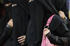 niqab hijab women muslim niqabi styles style beautiful girls beauty abaya school wearing wear girl colour saudi pink fashion clothing