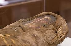 mummy egyptian particle ancient inside accelerator roman peers mummified uncovered remains girl year old wrapped 1911 archaeologists five egypt peer