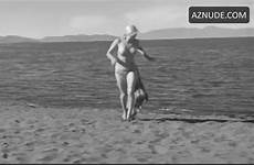 misfits monroe marilyn scene aznude bikini breasts marilynmonroe 1961