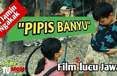 pipis bocah lucu film