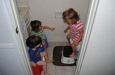 potty training mommy 2010 triplets off his