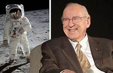 lovell landing hoax nasa theories conspiracy apollo astronaut ufo