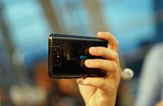 zenfone asus rotante fotocamera controllabile smartphone wired