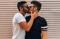 beijando meninos gays kissing beijo casal