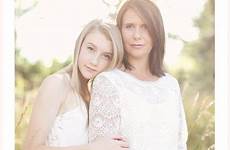daughter mother photography mom family choose board portraits