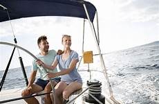 sailing tips beginners fundamentals tricks