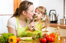 healthy eating mother feeding vegetables nutrition kid mom children health food kids make diet habits babies eat boost kitchen salad
