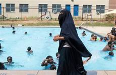 muslim wilmington swimmers