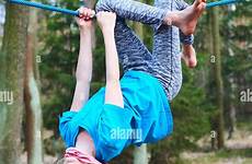 upside trapeze