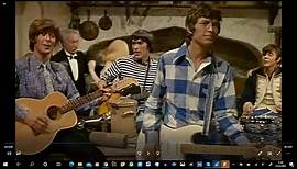 Hilarious musical comedy starring the Spencer Davis Group - "The Ghost Goes Gear" (1966)
